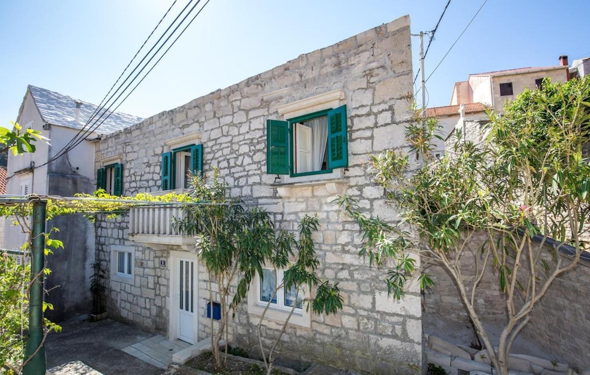 Visilo Stone House Villa ปูชิสชา ภายนอก รูปภาพ